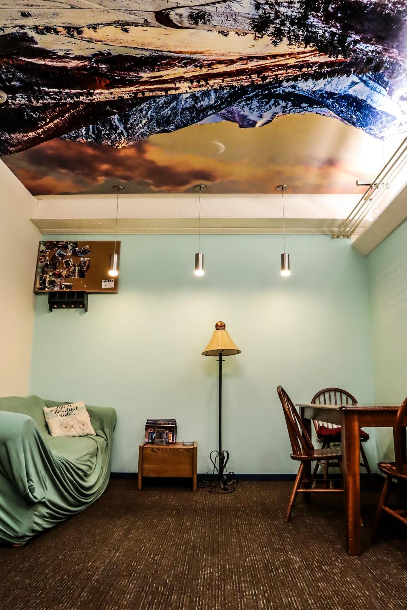 Treasure State Hostel Боузман Екстериор снимка